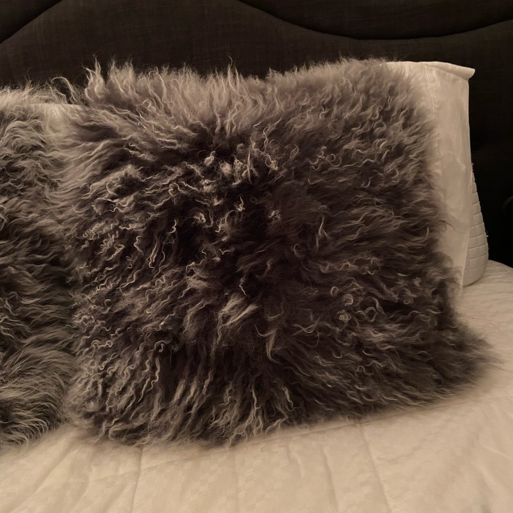 Tibetan Lamb Fur Pillows 18x18 (3)